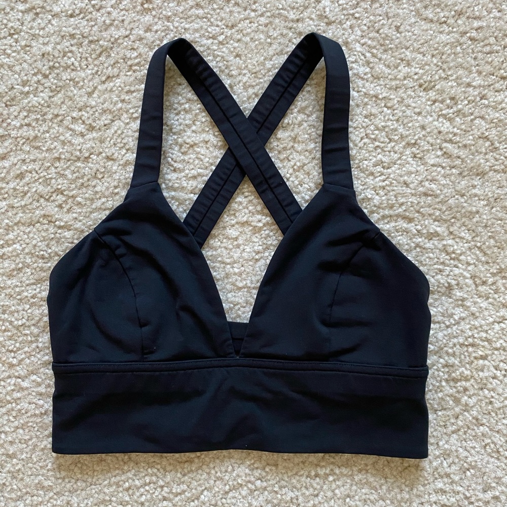 Lululemon sports bra!
